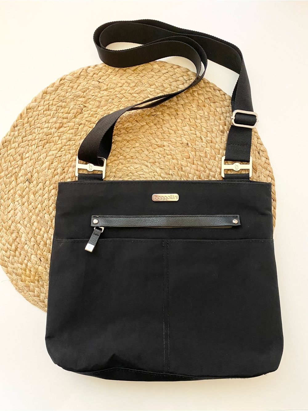 BAGGALLINI Nylon Crossbody Bag w/ Zipper Pocket Compartments in Black & Silver